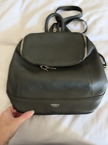 Bnwot osprey dark green - bnwot,