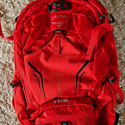 Bnwot osprey stratos 20l - stratos,