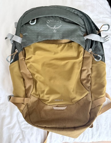 Osprey nebula backpack used - nebula, 32